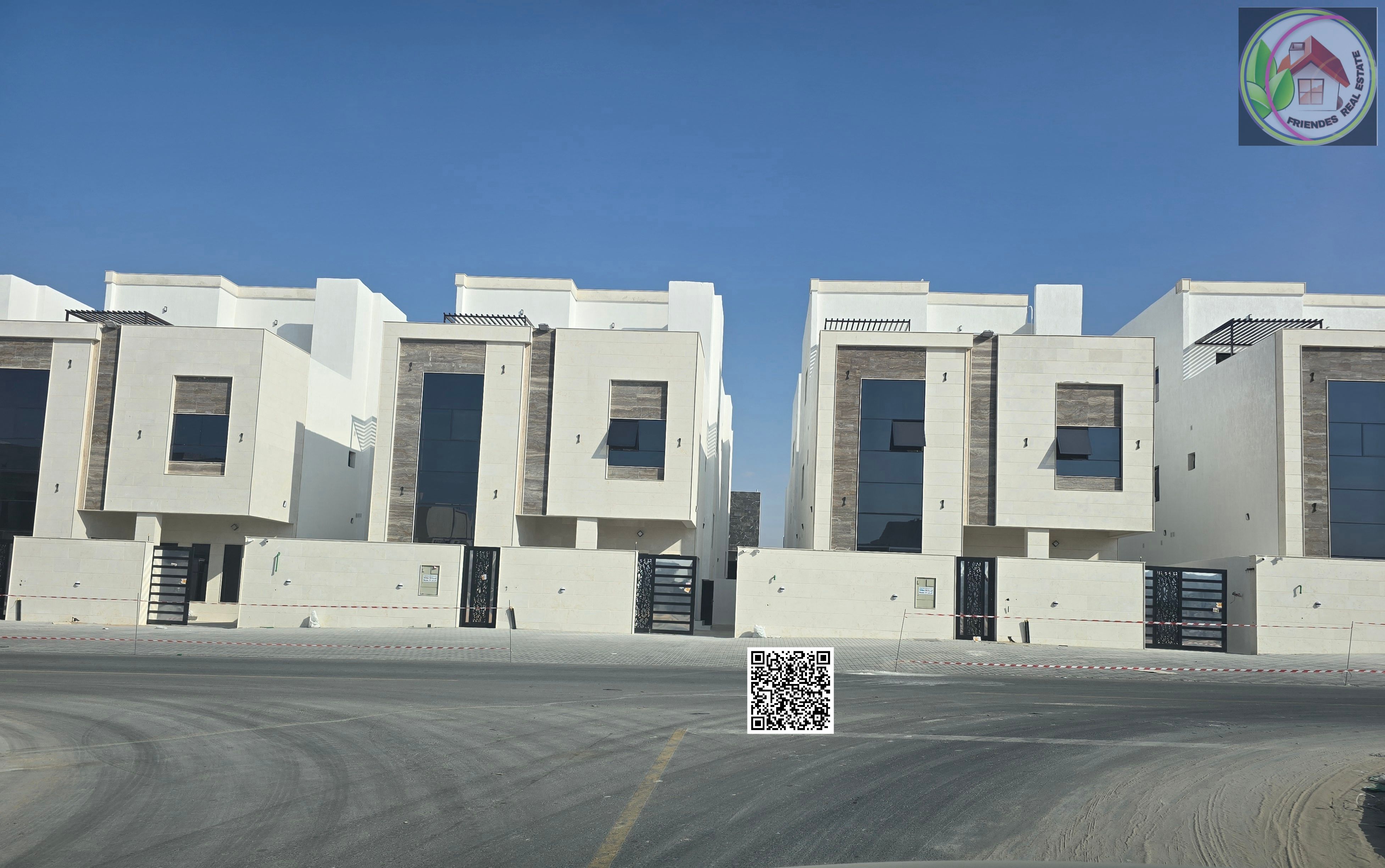 Stone villa, 3 floors, free registration, opposite the mosque, large areas, freehold ownership and inheritance
