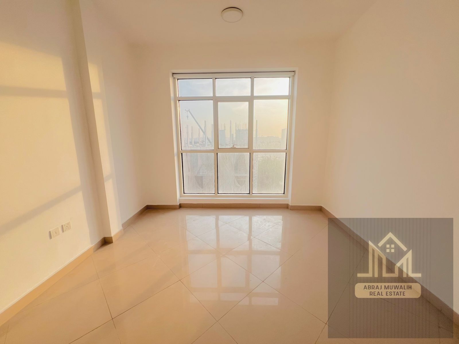 VERY GOOD APPARTMENT WITH BALCONY IN 37K