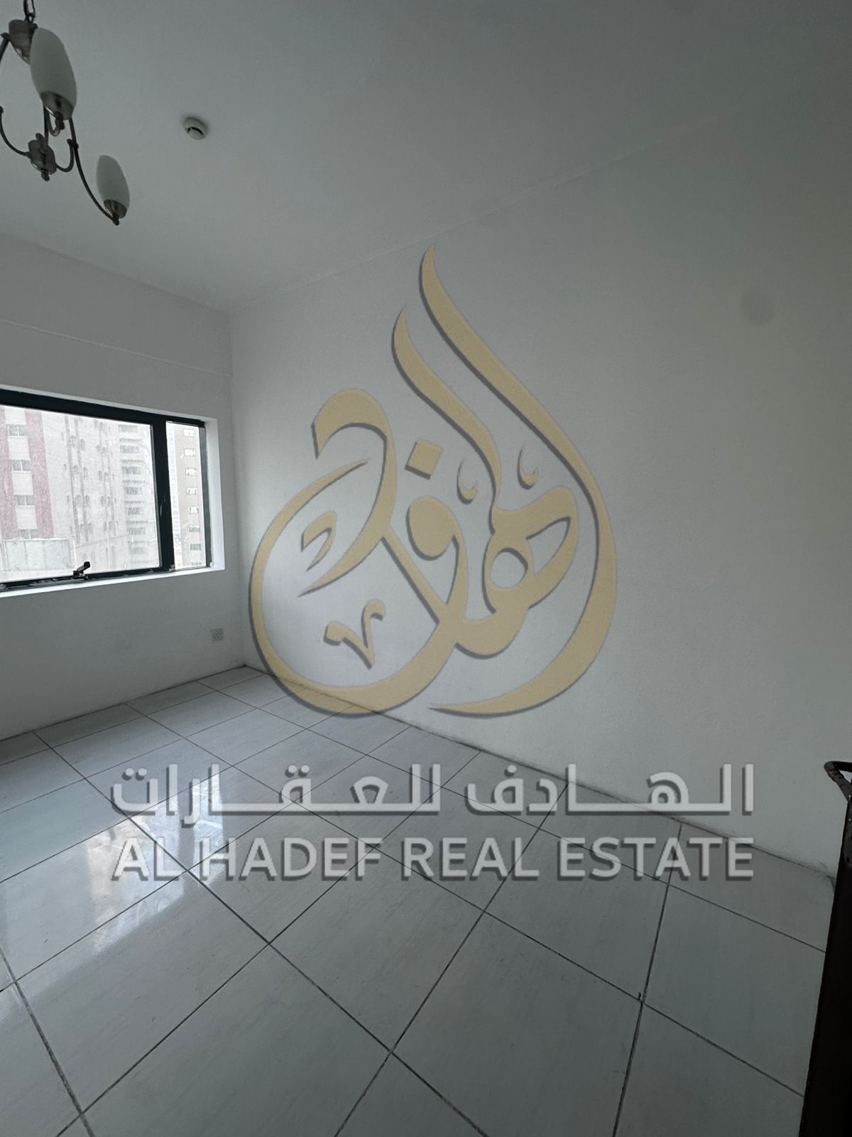 Apartment for rent in Al Majaz 2, 3 bedrooms and a living room, annual rent, 4 or 6 installments, building for families only, maintenance is free