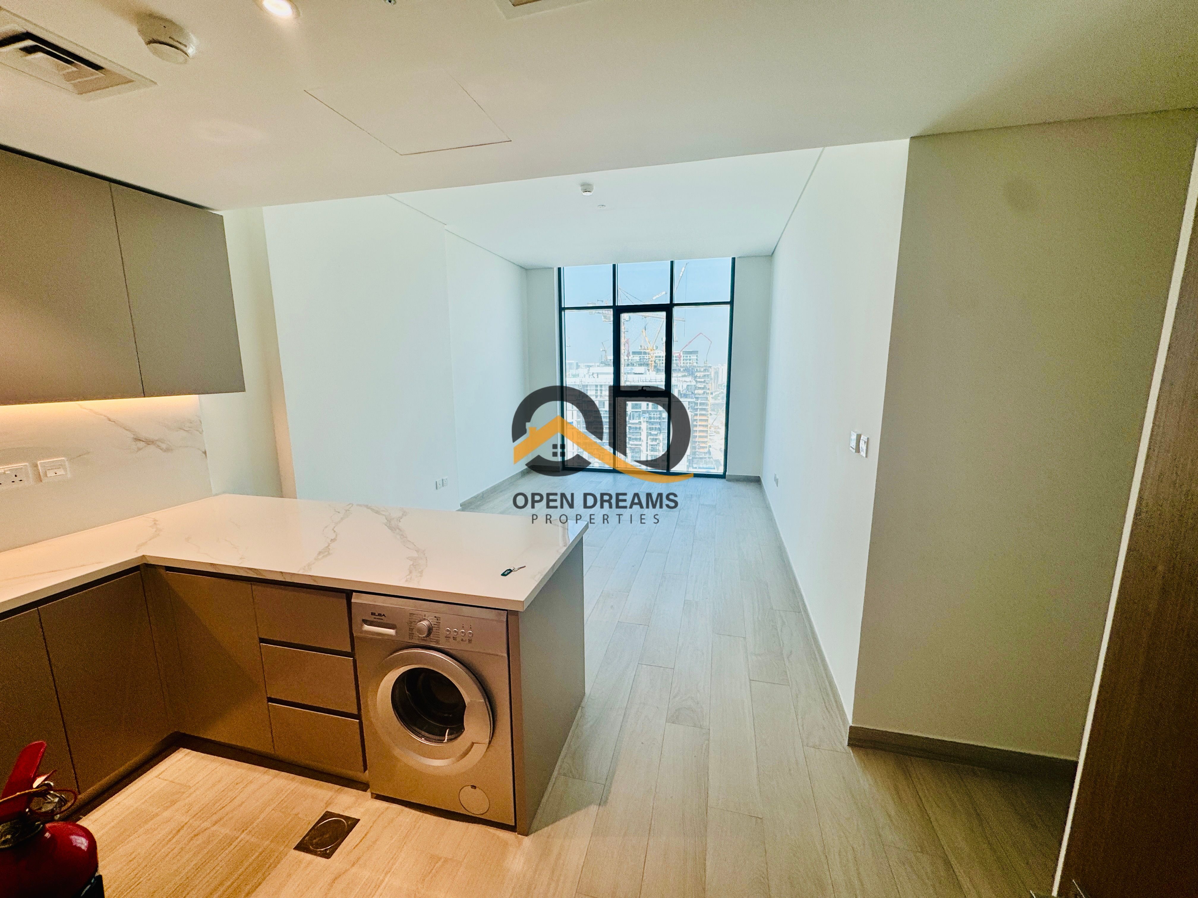 | Brand New | Modern 2bedroom | Creek & City View
