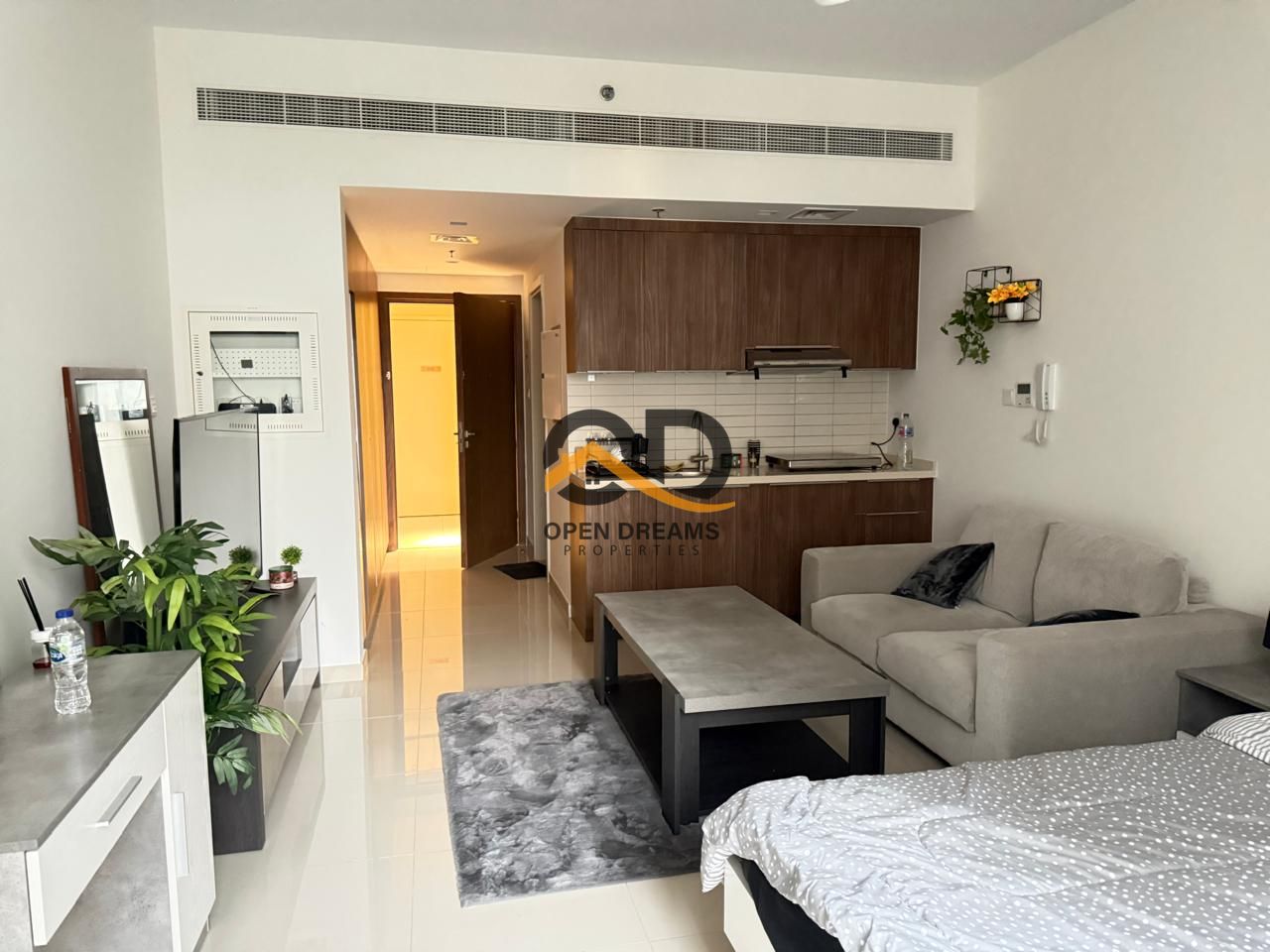 Fully Furnished Studio available for Rent