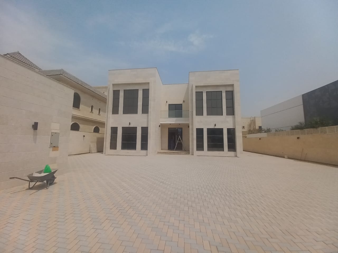 Brand new | 5 bedrooms | Maid room