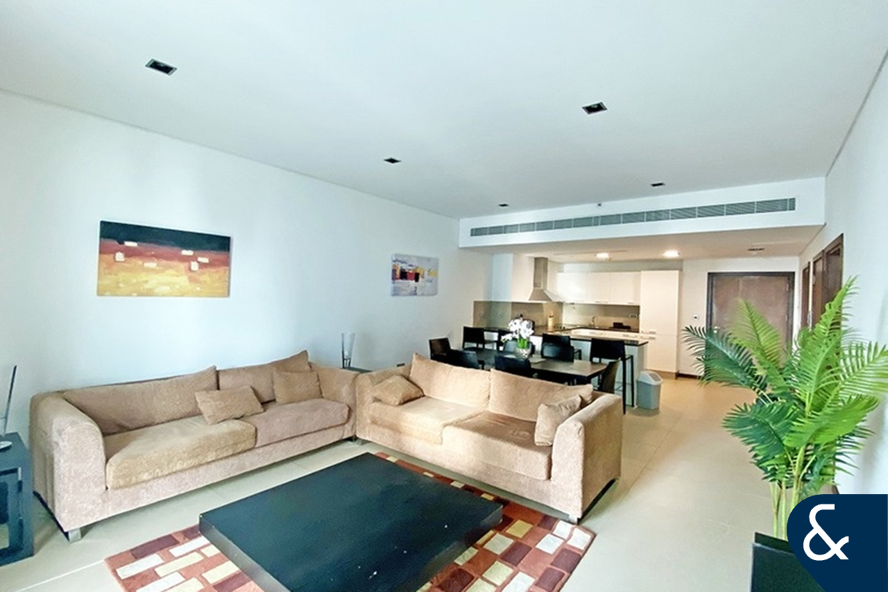 Corner Unit | SZR Views | One Bedroom