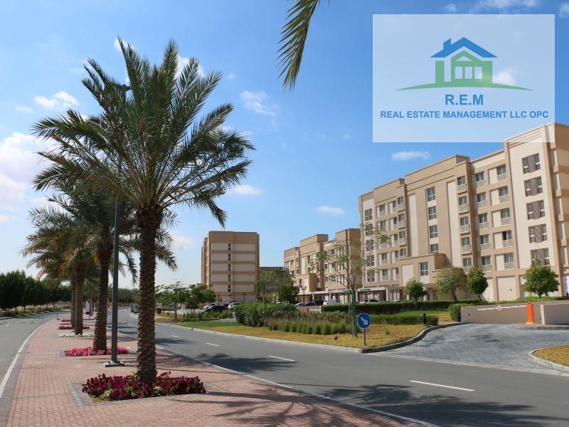 Well Maintained unit/ Tenanted long term/mid floor