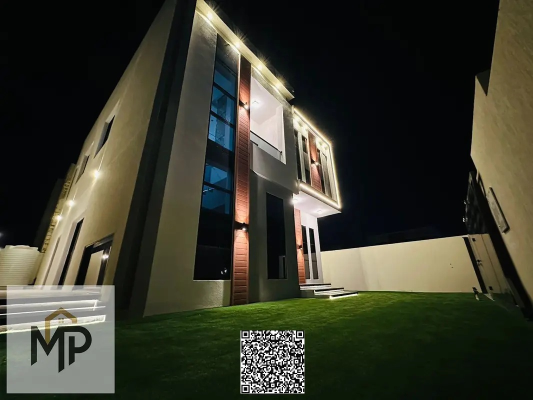 Own a villa in a prime location directly on the main street in the service area, including registration and ownership fees.