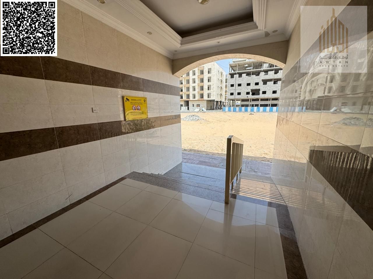 Commercial building for sale with excellent income and a great location