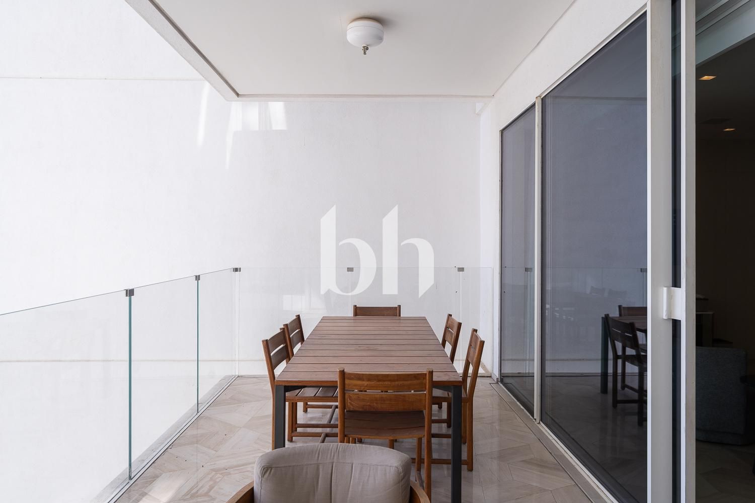 Jumeirah 3BR Condo in Dubai, Palm Jumeirah