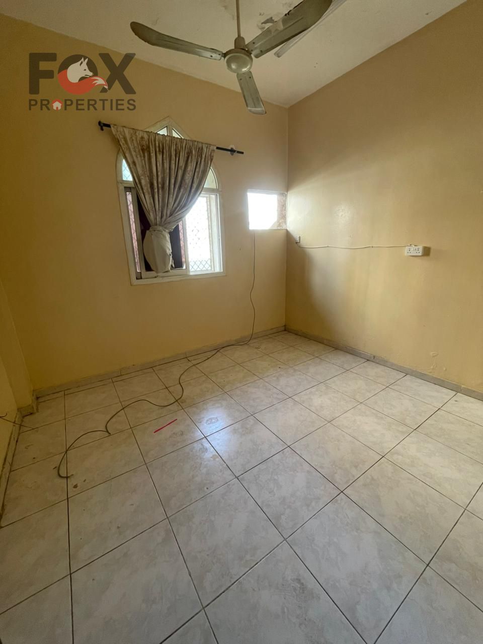 Highly competitive price | Prime location | Flexible payment options | Security deposit by cheque | Master bedroom | Close to all services
