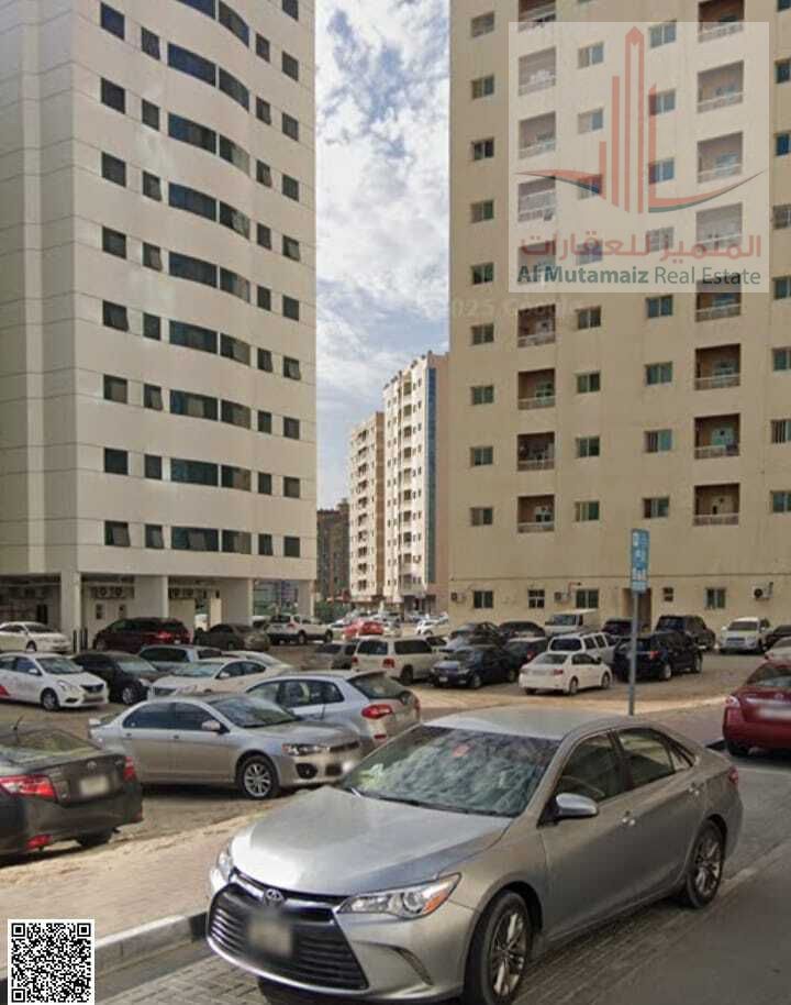 Land for sale in Ajman, Al Nuaimiya 2 area, residential/commercial, street and alley, area 6458 sq ft, ground floor + 6 floors, asking price 2,400,000