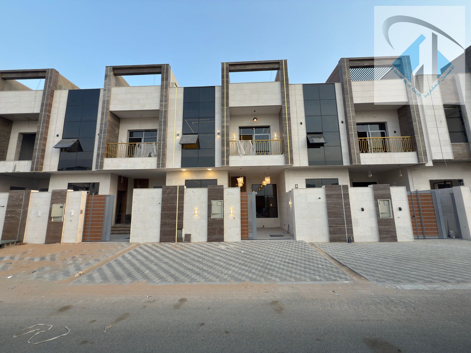 Villa for sale at a bargain price, freehold ownership for all nationalities, including registration and ownership fees.