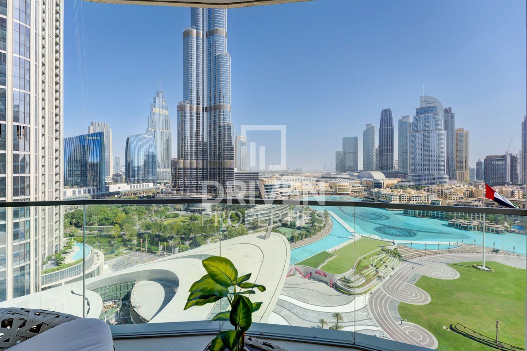 Burj Khalifa View | Designer Upgrade | Furnished