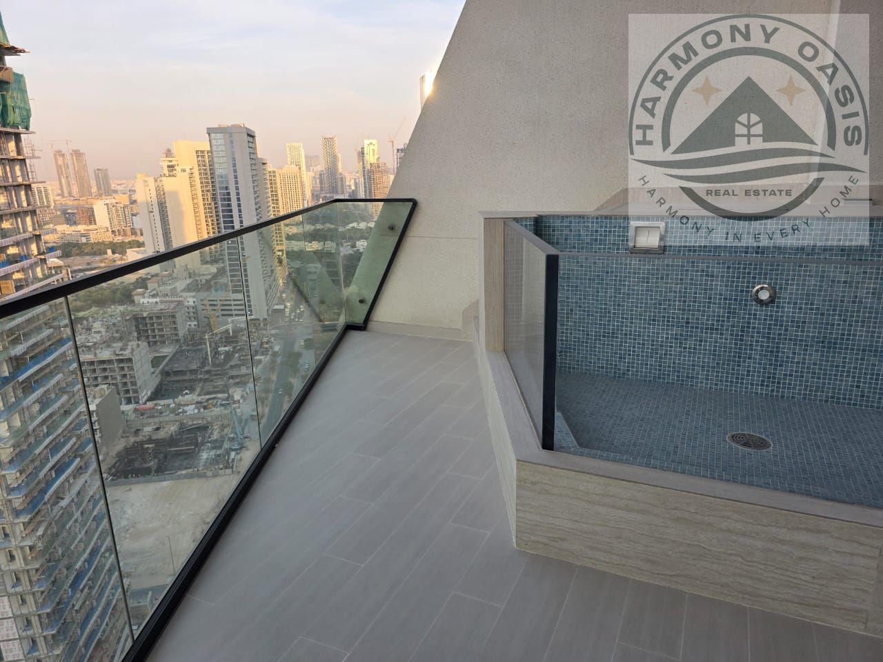PRIME LOCATION | BRAND NEW | PRIVATE POOL
