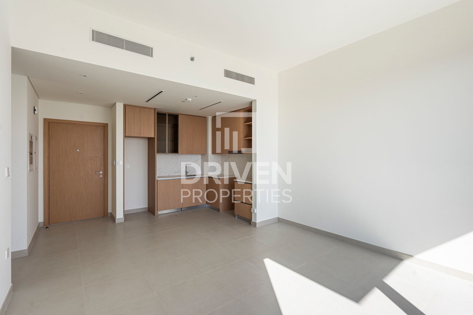 Brand New | Spacious Apt | Ready to Move in