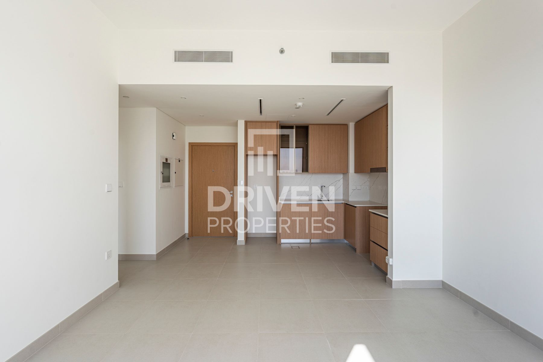 Brand New | Lavish Unit | Vibrant Community