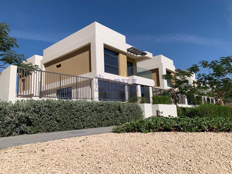 Beachfront Ready |4 Bedrooms + Maid Room| FOR SALE