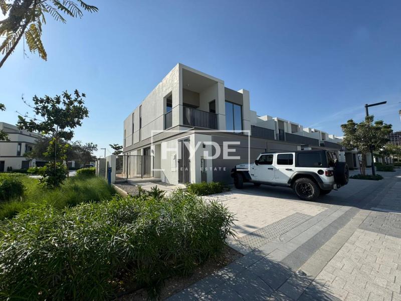 4 Bed | Fully Upgraded | Premium Location