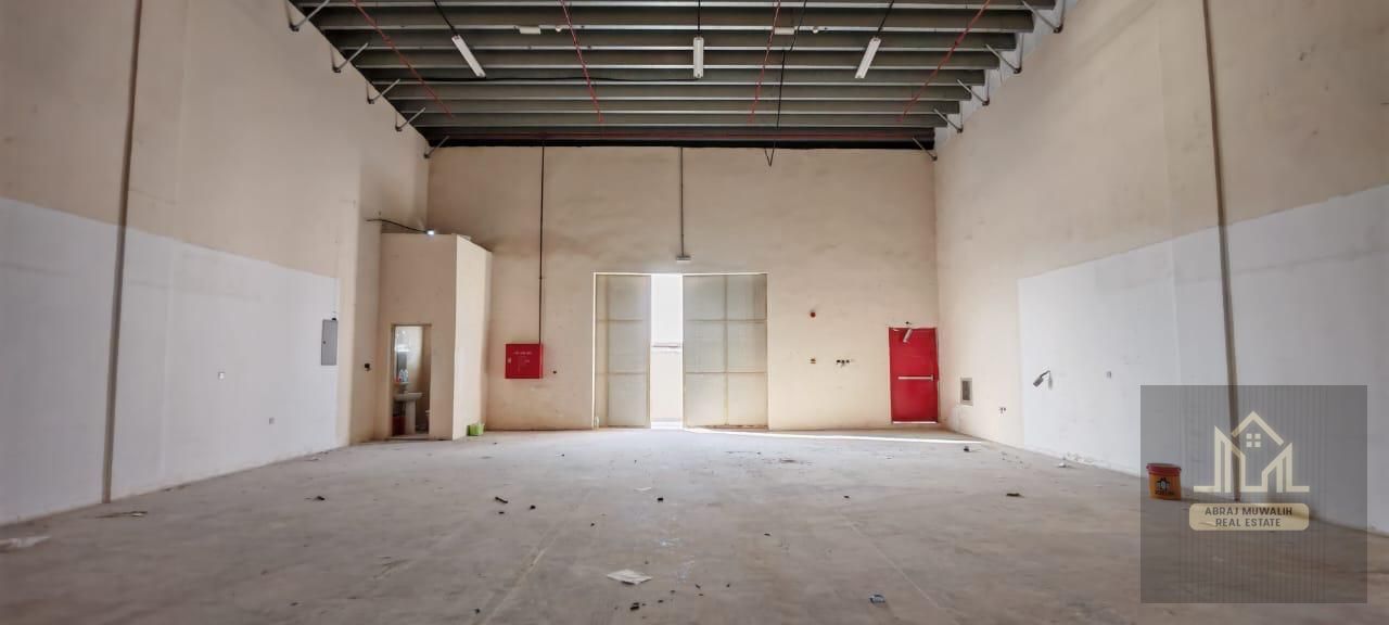 2150 sq ft Warehouse for Rent in Al Saja’a – 17 kW Power
