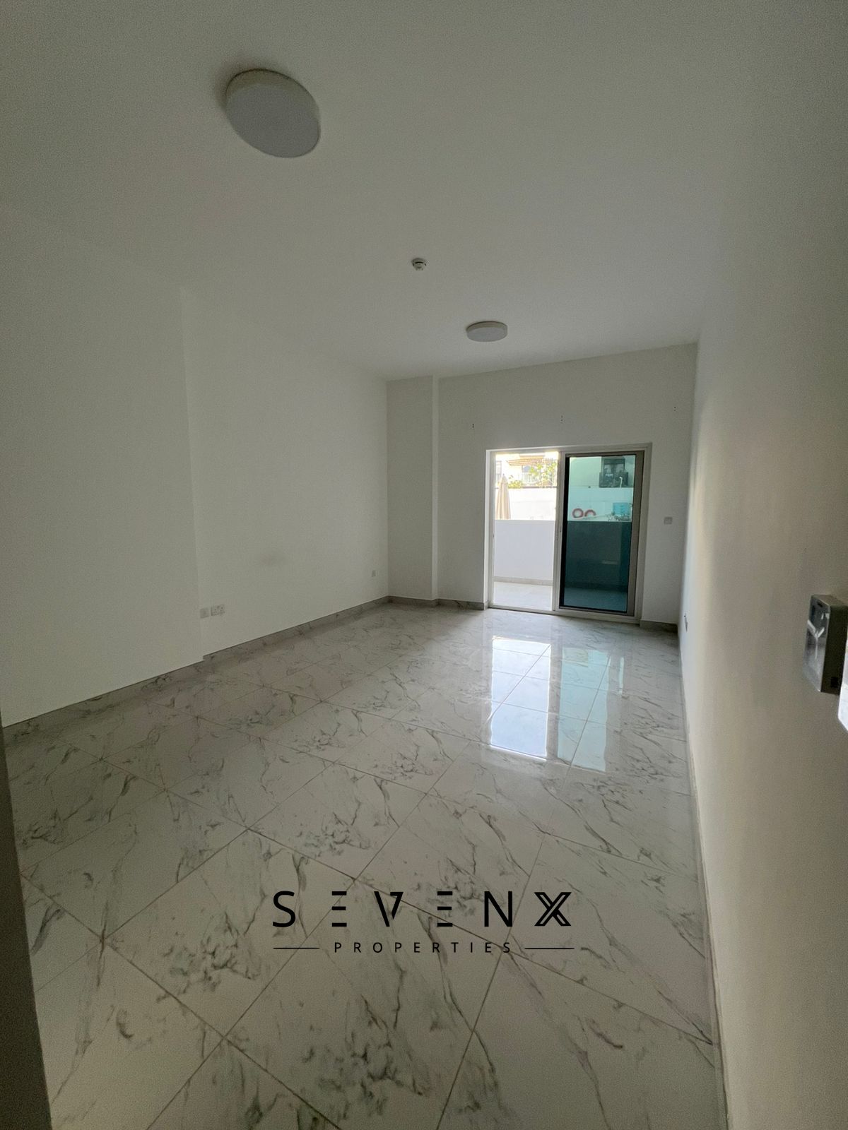 Spacious 1BR | Huge Terrace | Ready to Move