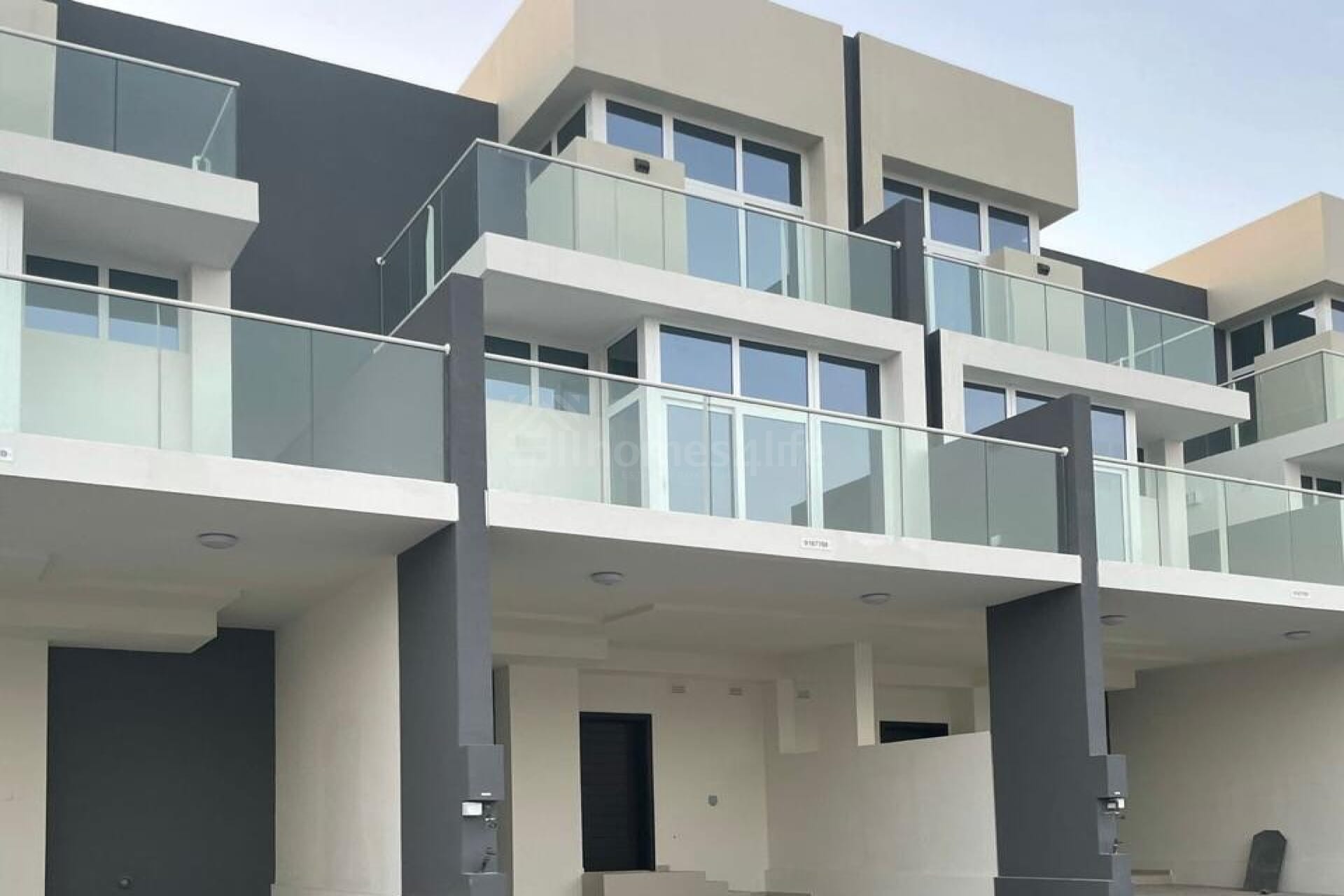 Open Plan Living | Unfurnished | Vacant