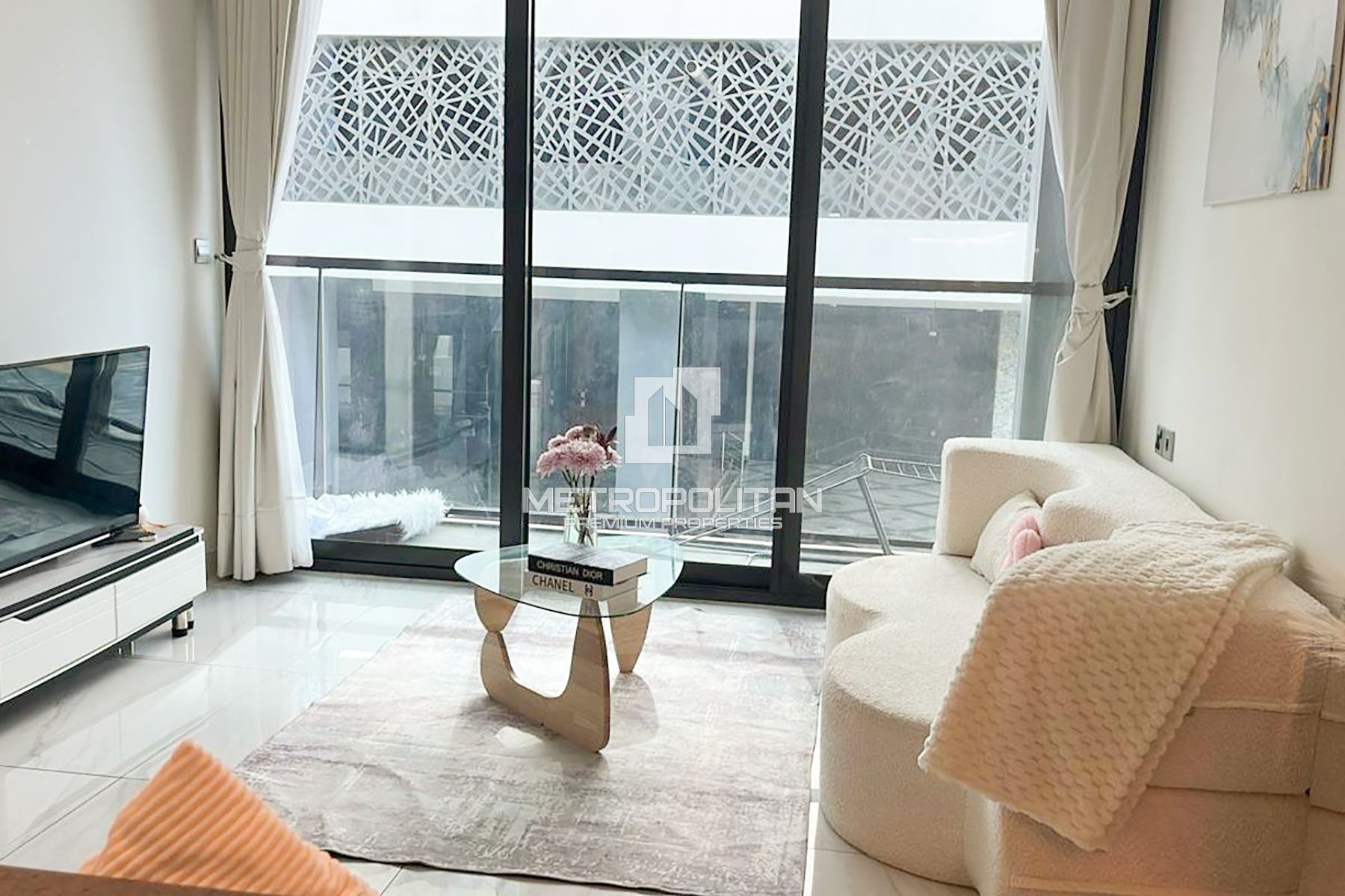 Fully Furnished | Balcony | Vacant now | Upgraded