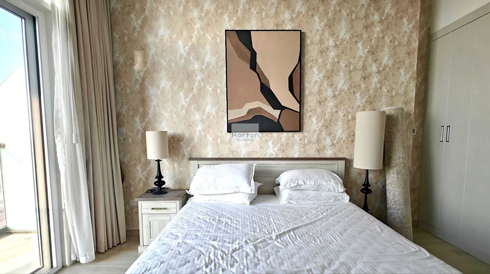 MARINA VIEW I FURNISHED I MODERN STUDIO