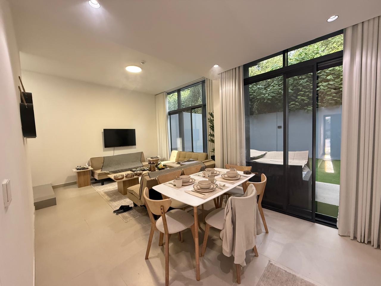 Lxury and brand new townhouse in massar full furnished