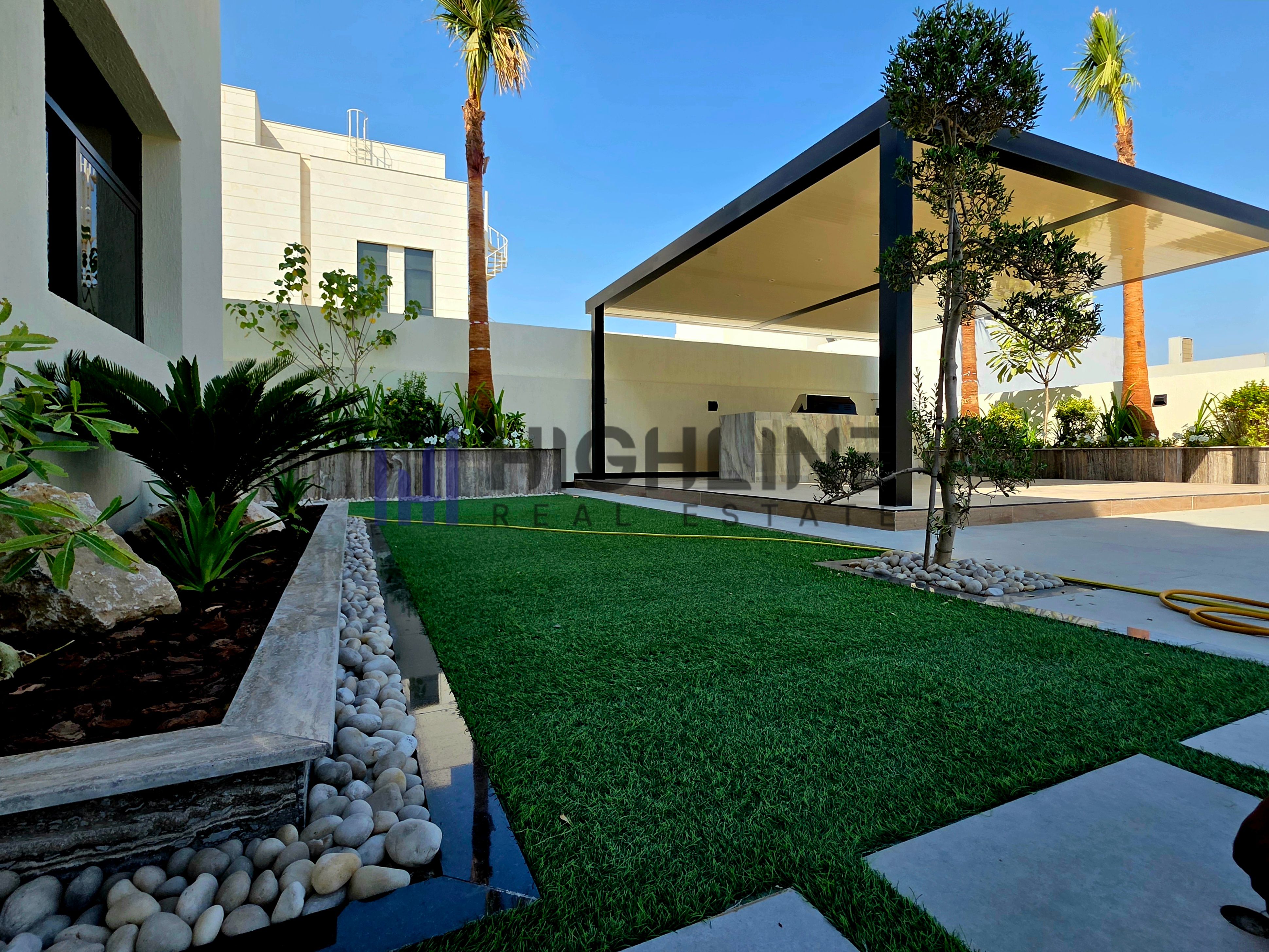 Premium 5BR Family Villa with Private Pool