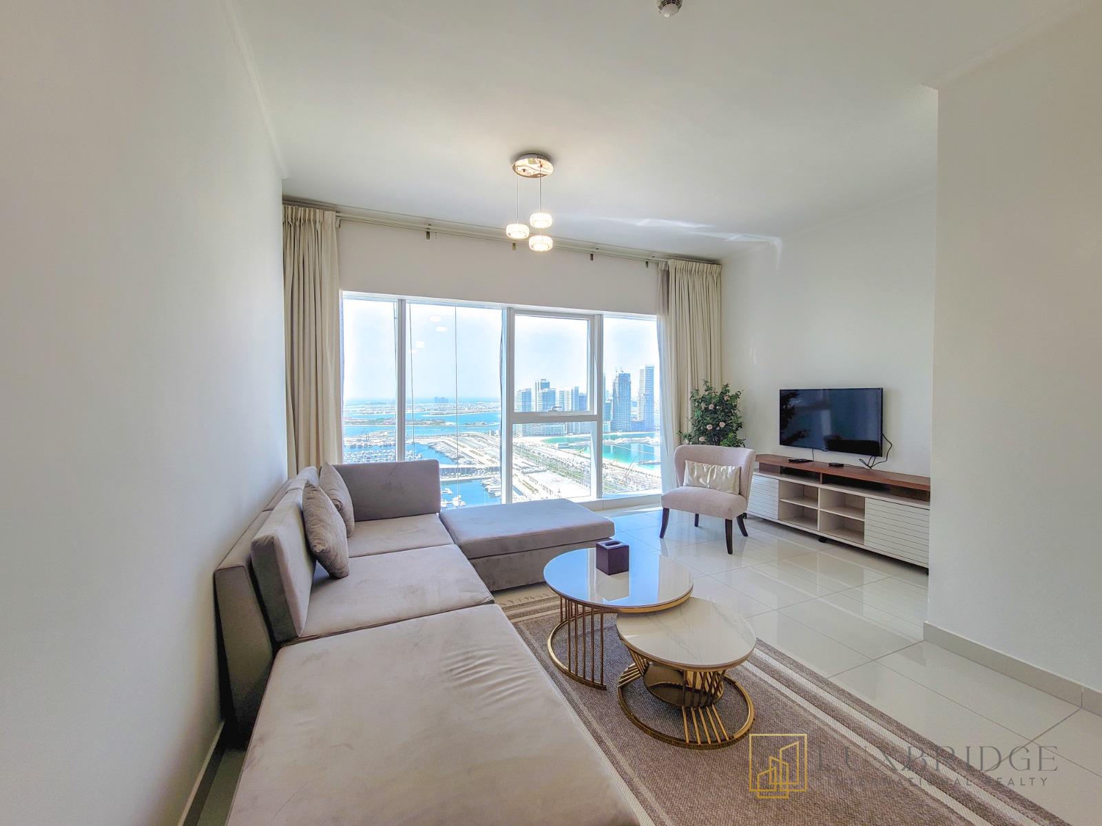 Luxury Living |Vacant | Palm View