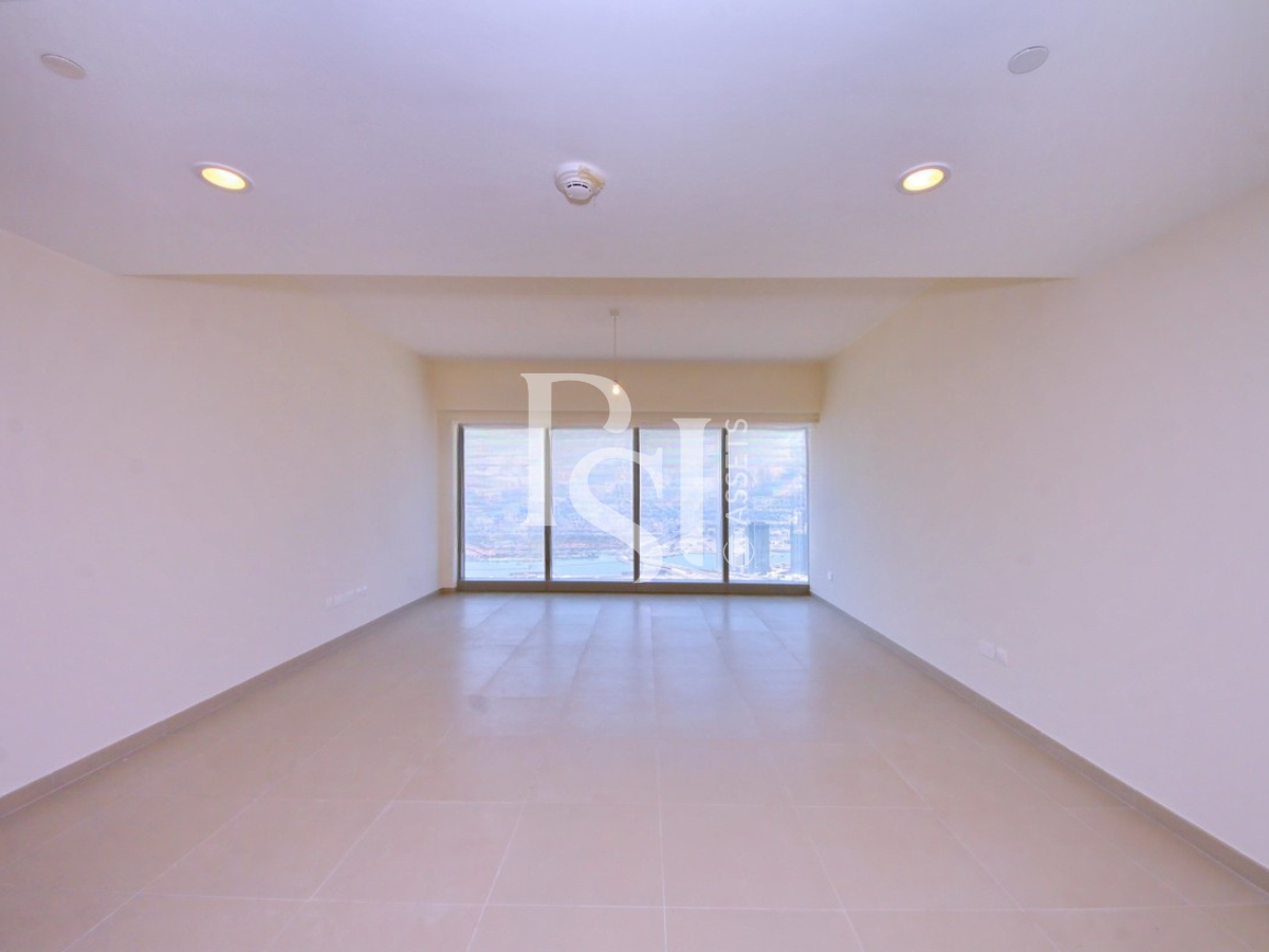Spacious Unit | Prime Location | Amazing View
