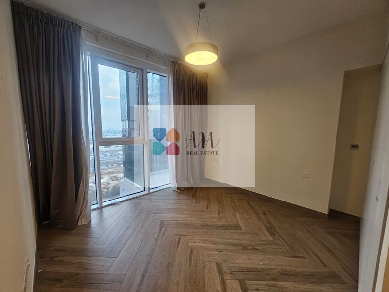 Elegant 2 BHK Apartment near Za’abeel Park with Community view