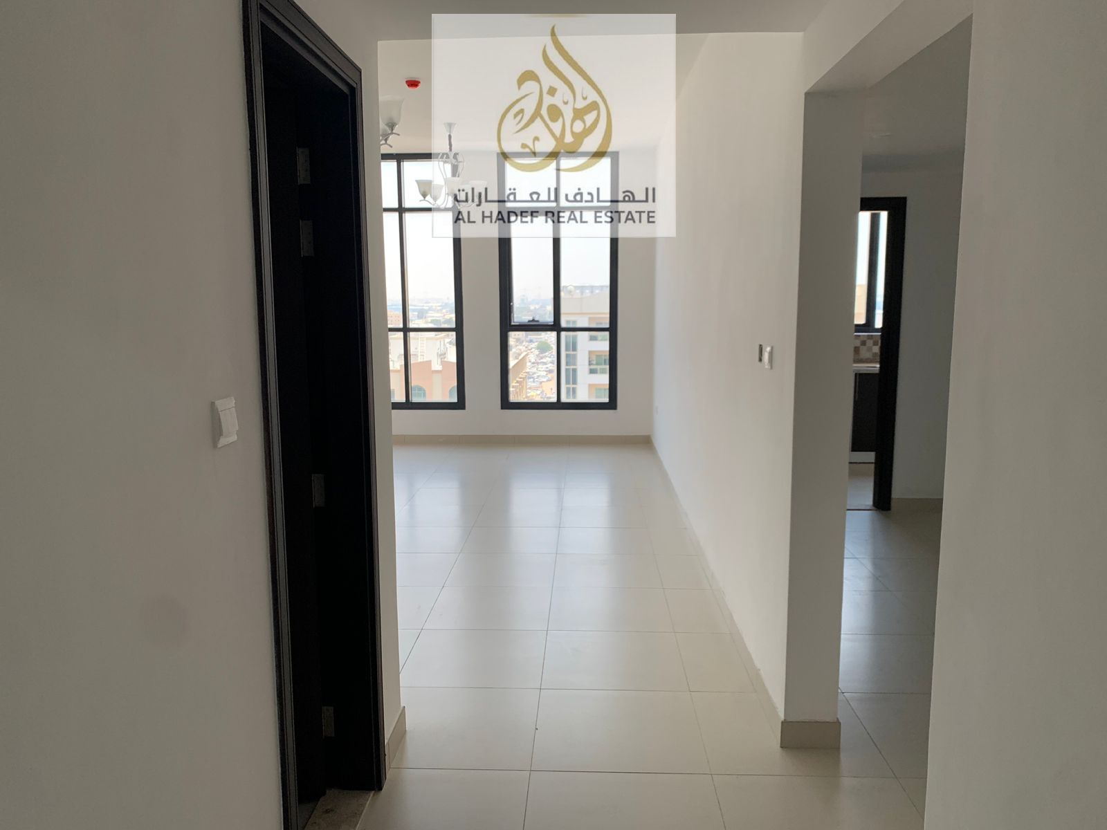 Two rooms and a hall in Ajman Industrial, next to Al Ittihad Street. The price is 44 thousand, with parking and one month free for the first resident.