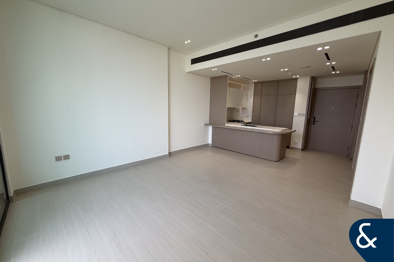 1 Bed | 2 Bath | Brand New | Pool View