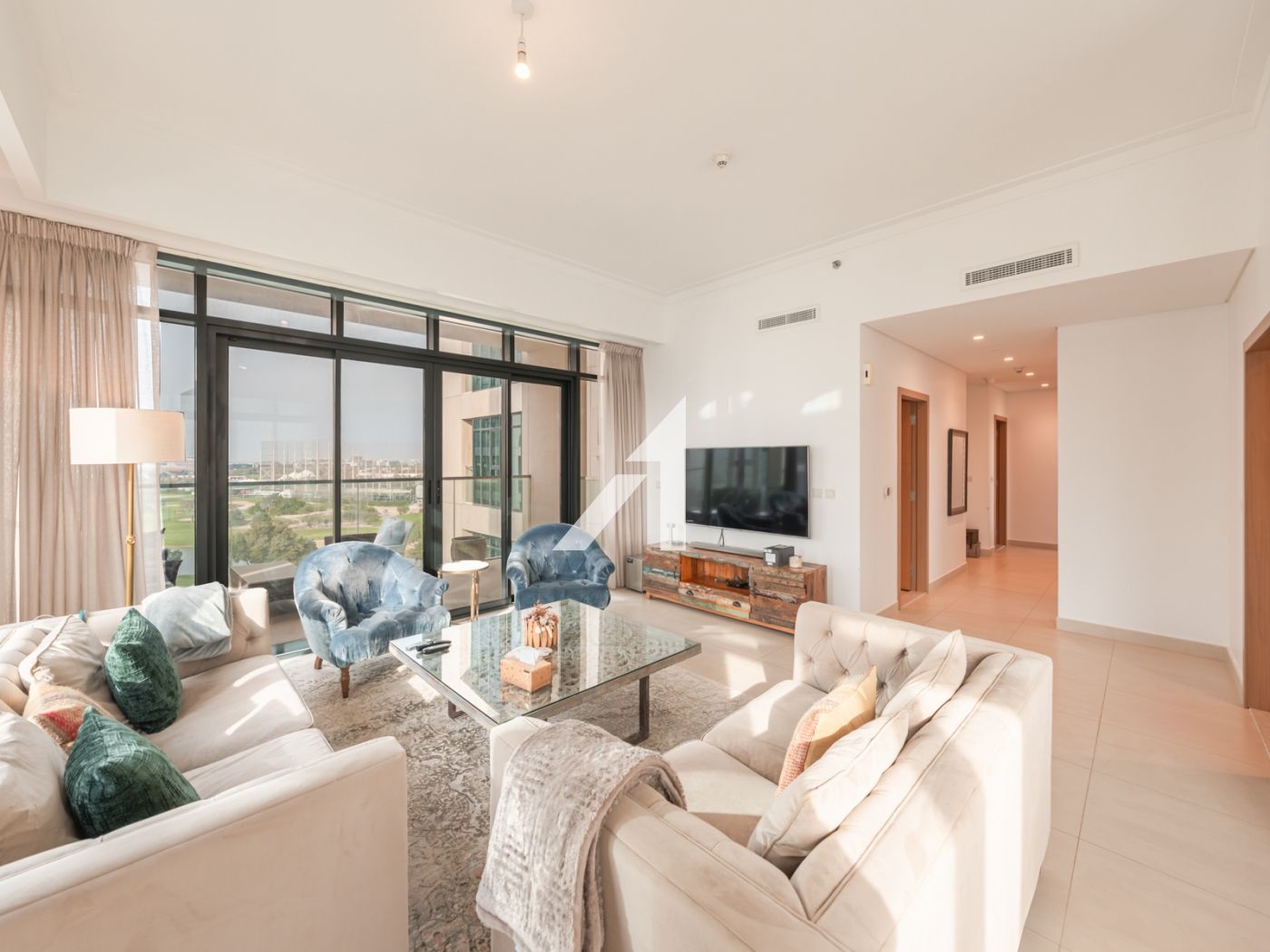 Large Layout | Golf Course and Lake View | Corner