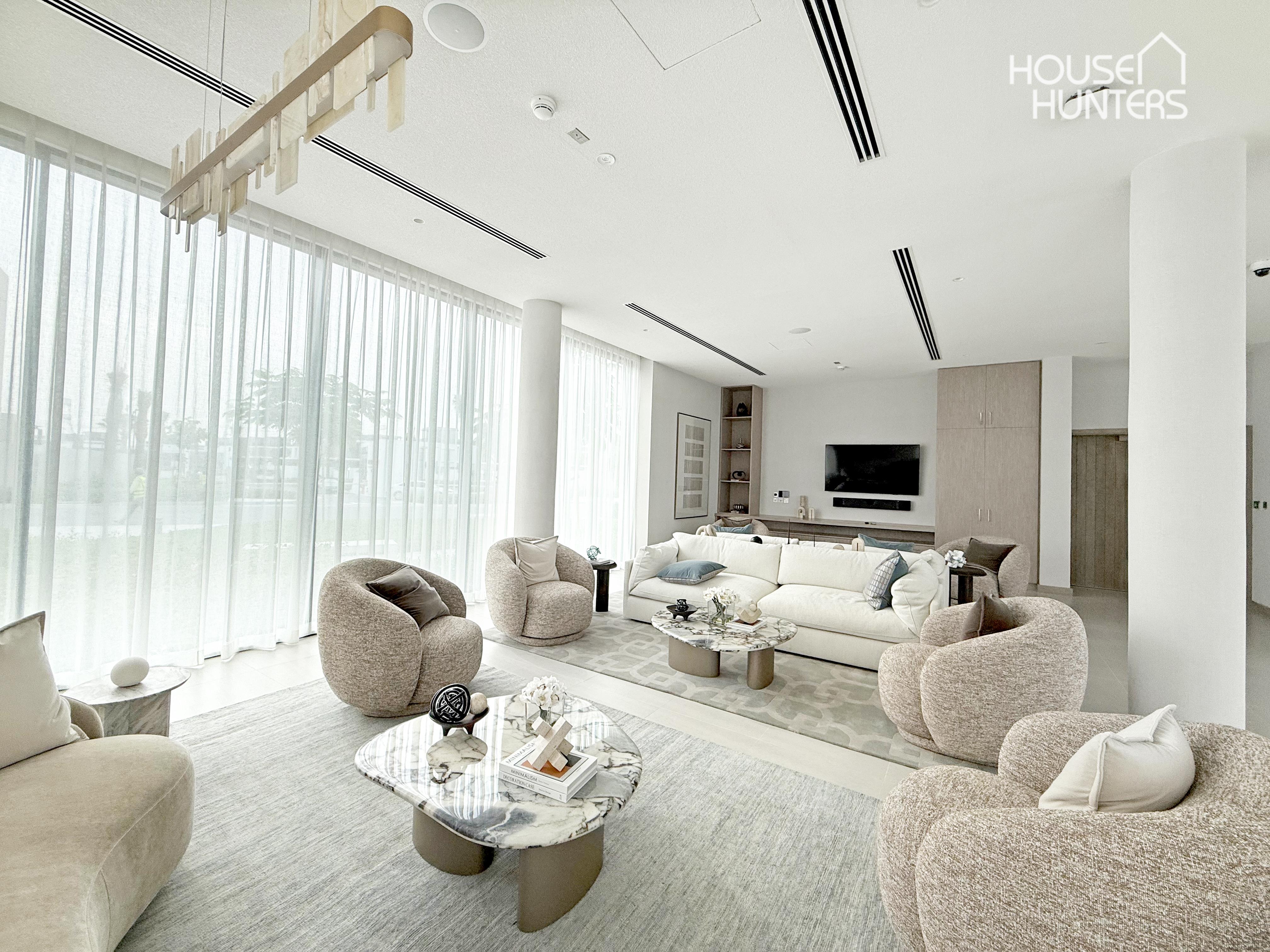 Exquisite Living | Luxurious Villa | Elie Saab