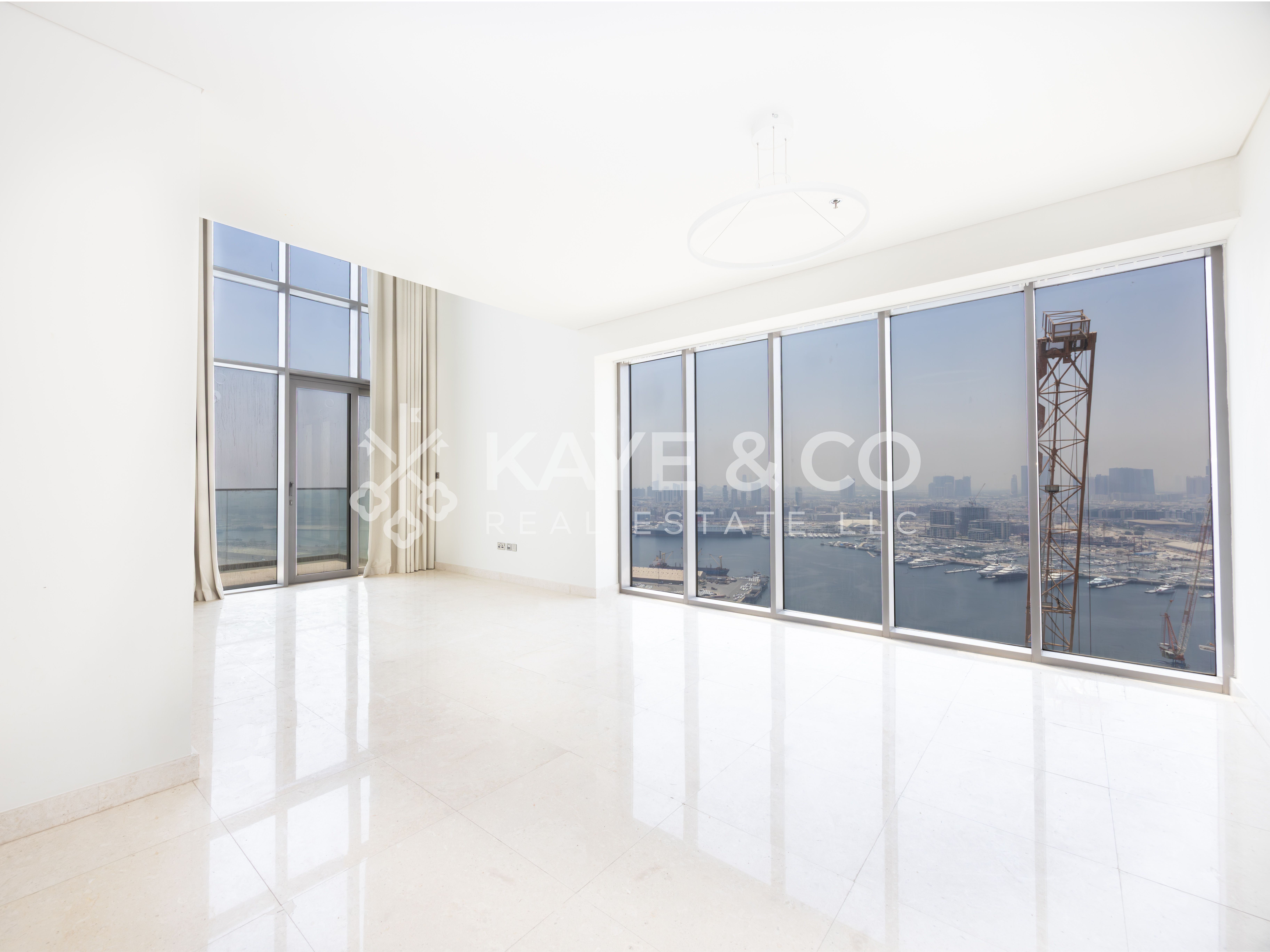 Sea View | Corner Unit | High Floor | Vacant