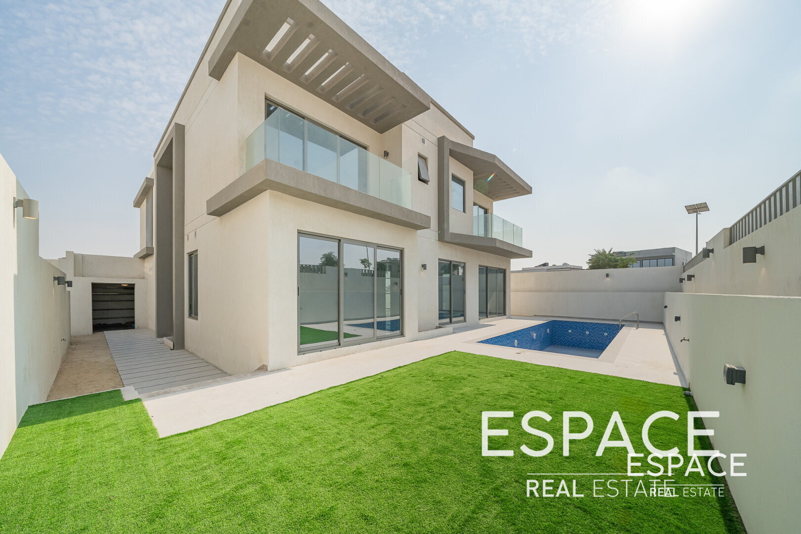 Hilltop | Private Pool | Landscaped
