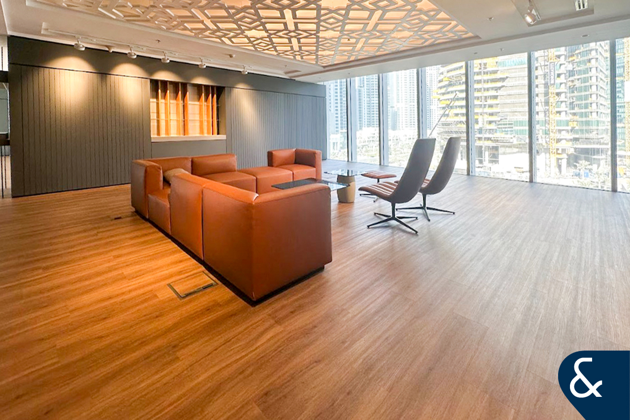 Prime Showroom | Vacant | High Visibility