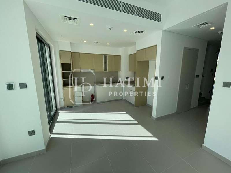 Prime Location | Close to Amenities| Ready to Move