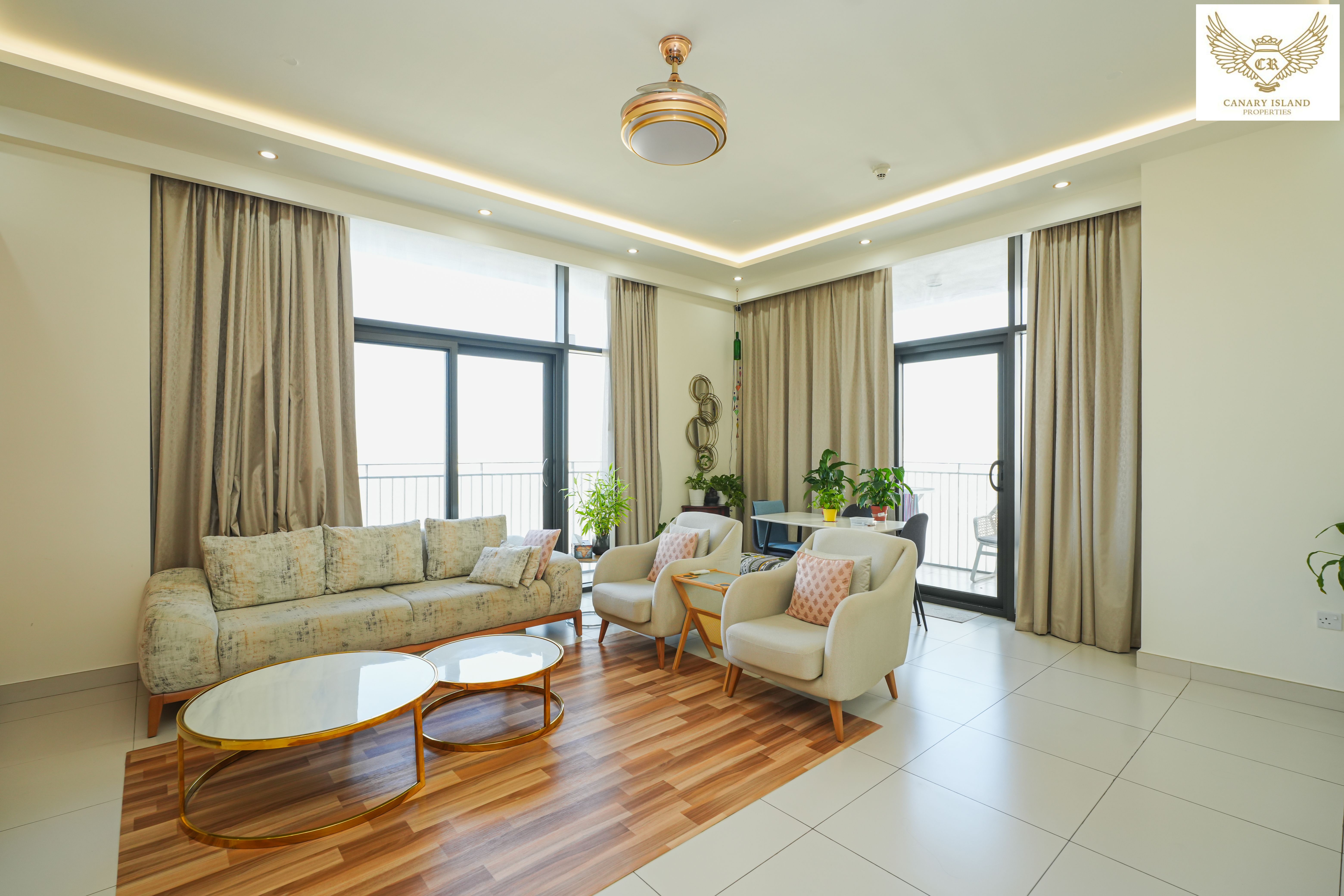 NEW LISTING | 3 BEDROOM | CORNER UNIT