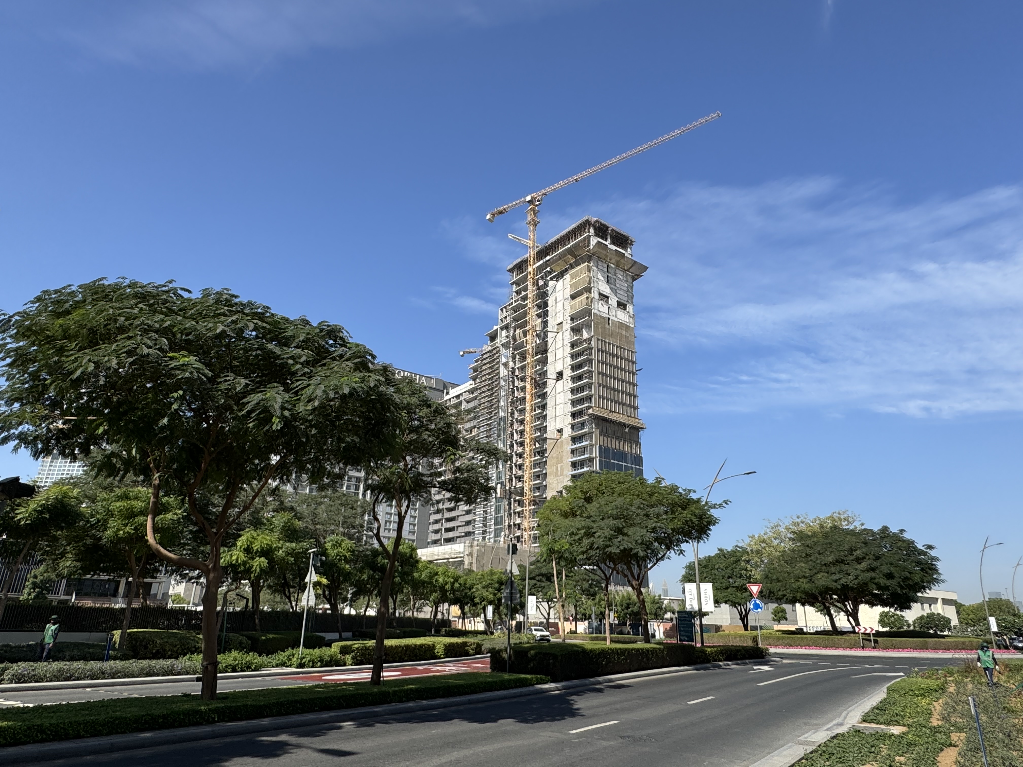 CLOSE TO OP/BURJ VIEW