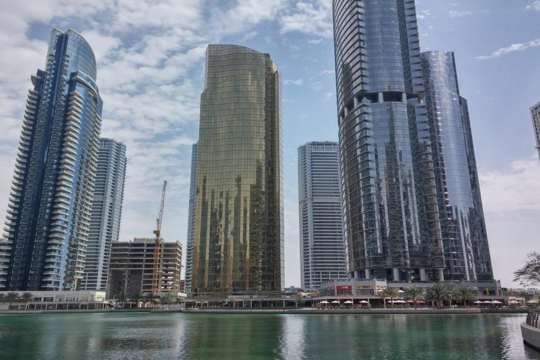 Vacant Grade-A Office | Near DMCC Metro | Gold Tower