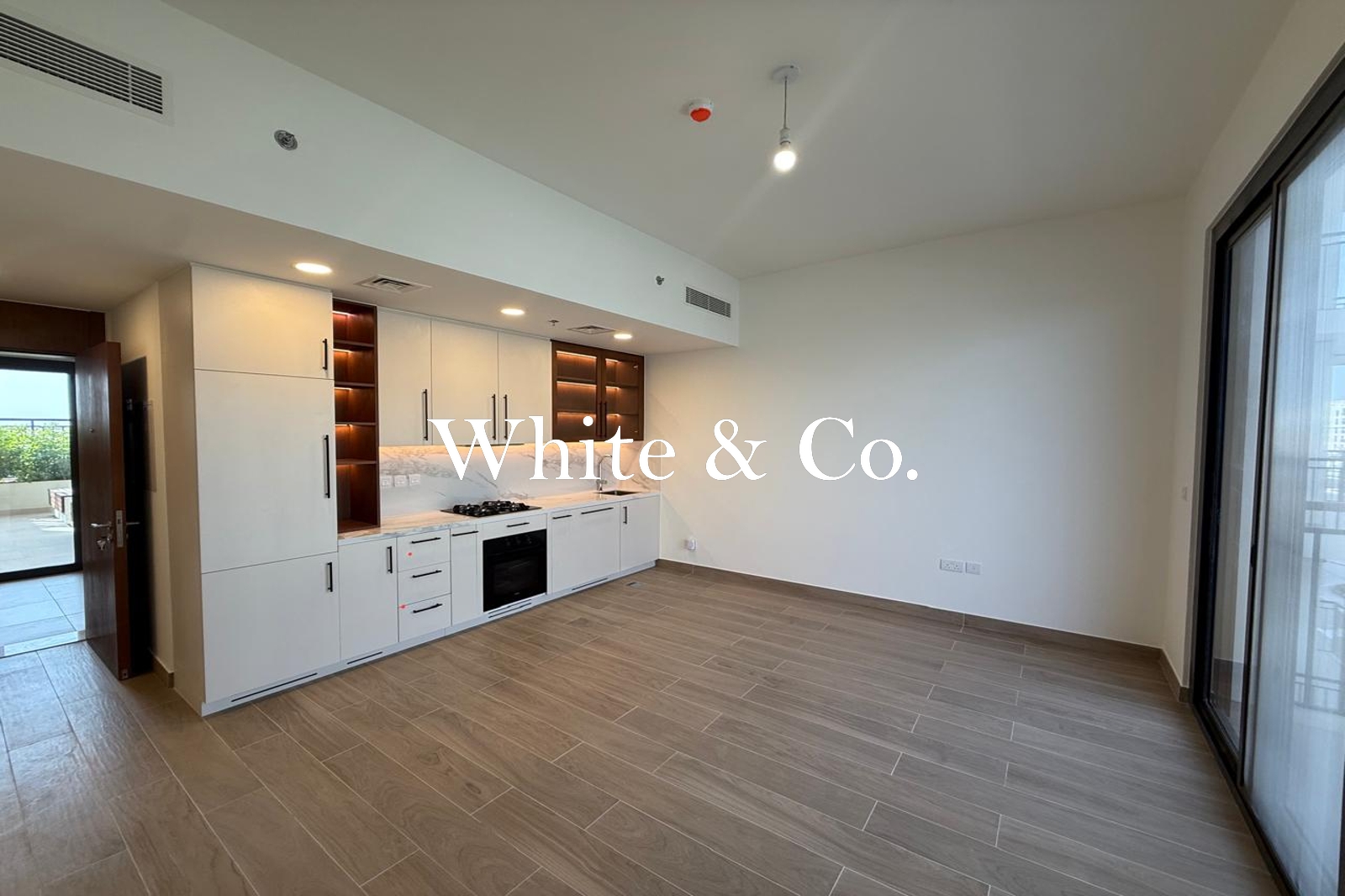 Brand New | Bright Rooms | Modern Feel