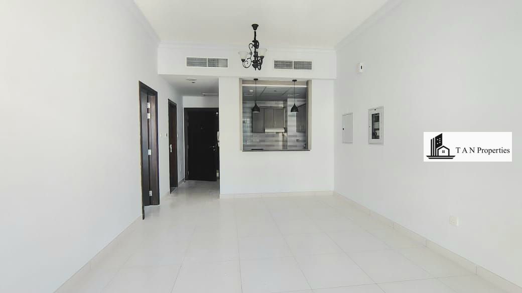 Spacious Living | Bright and Clean | Ready to Move