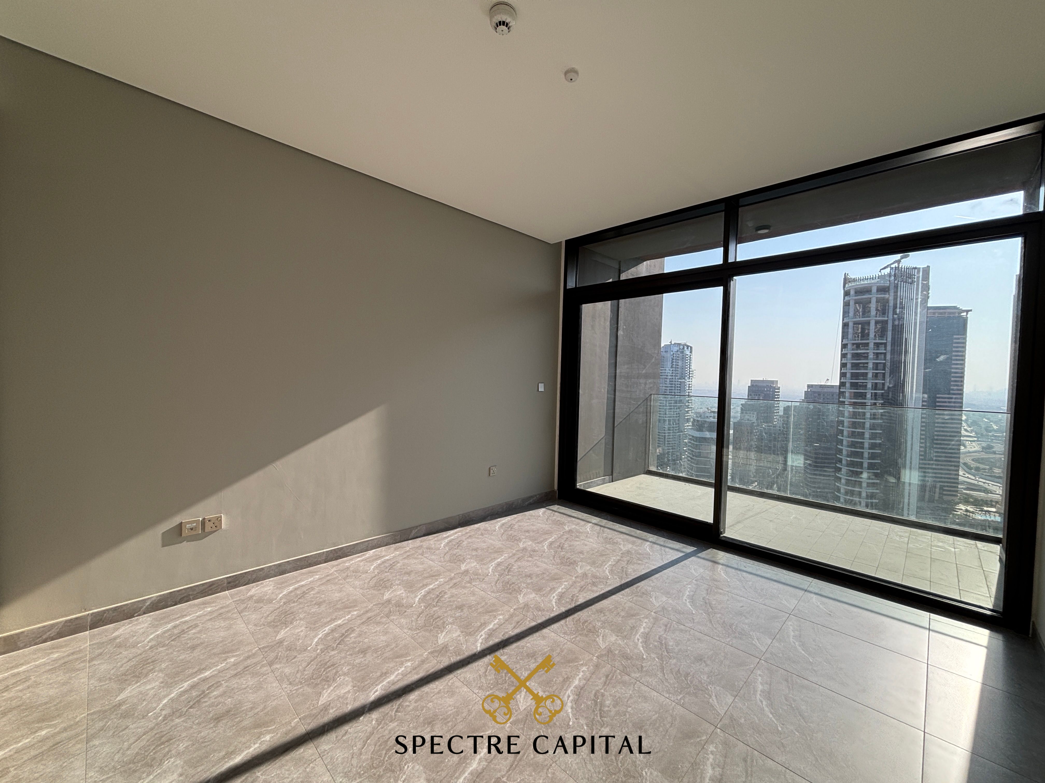 Brand New | Chiller free | Waterfront Living