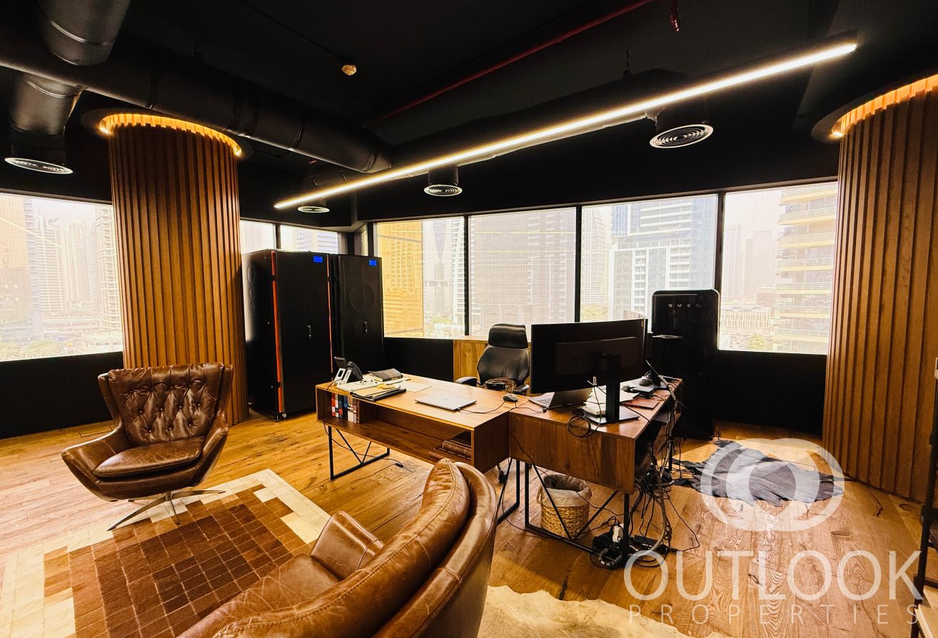 Ultra Luxury Grade A Office | Upgraded I Lake View