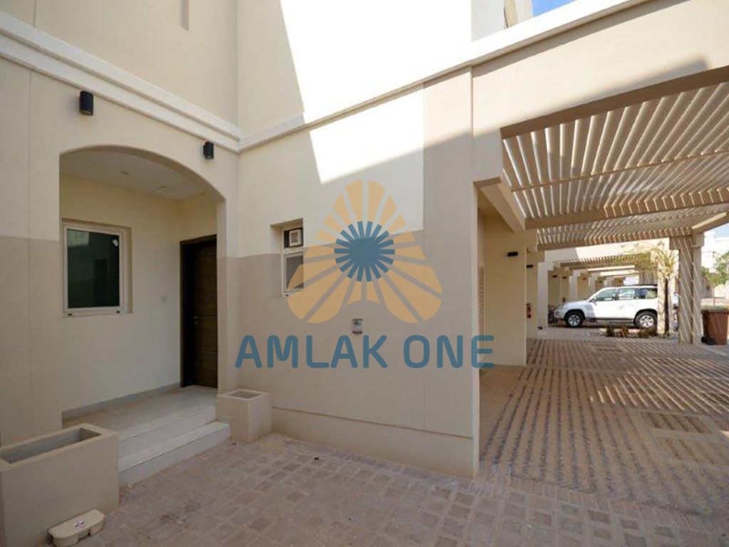 Single Row| Modern Townhouse| Private Garden