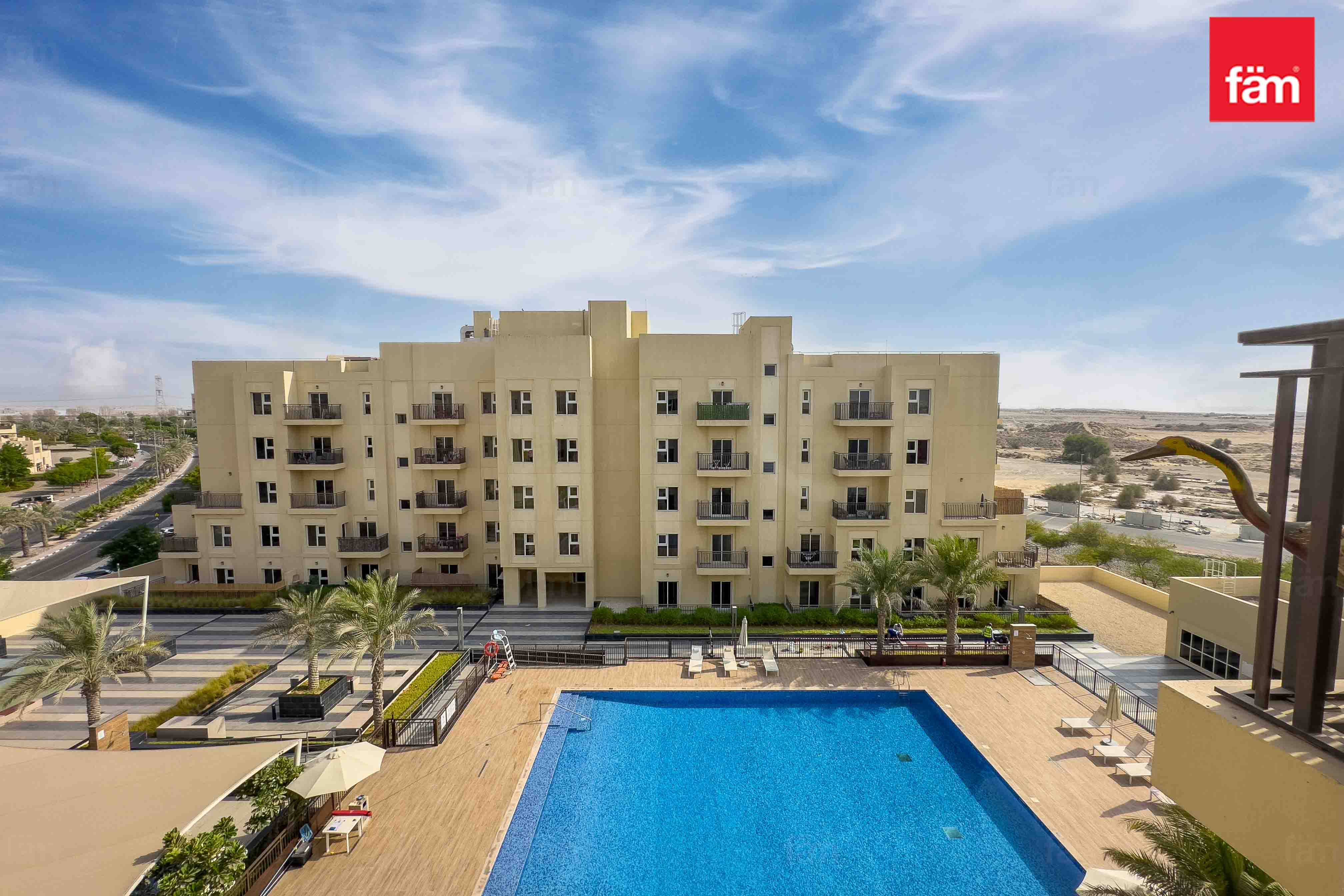 High Floor | Pool View | Tenanted