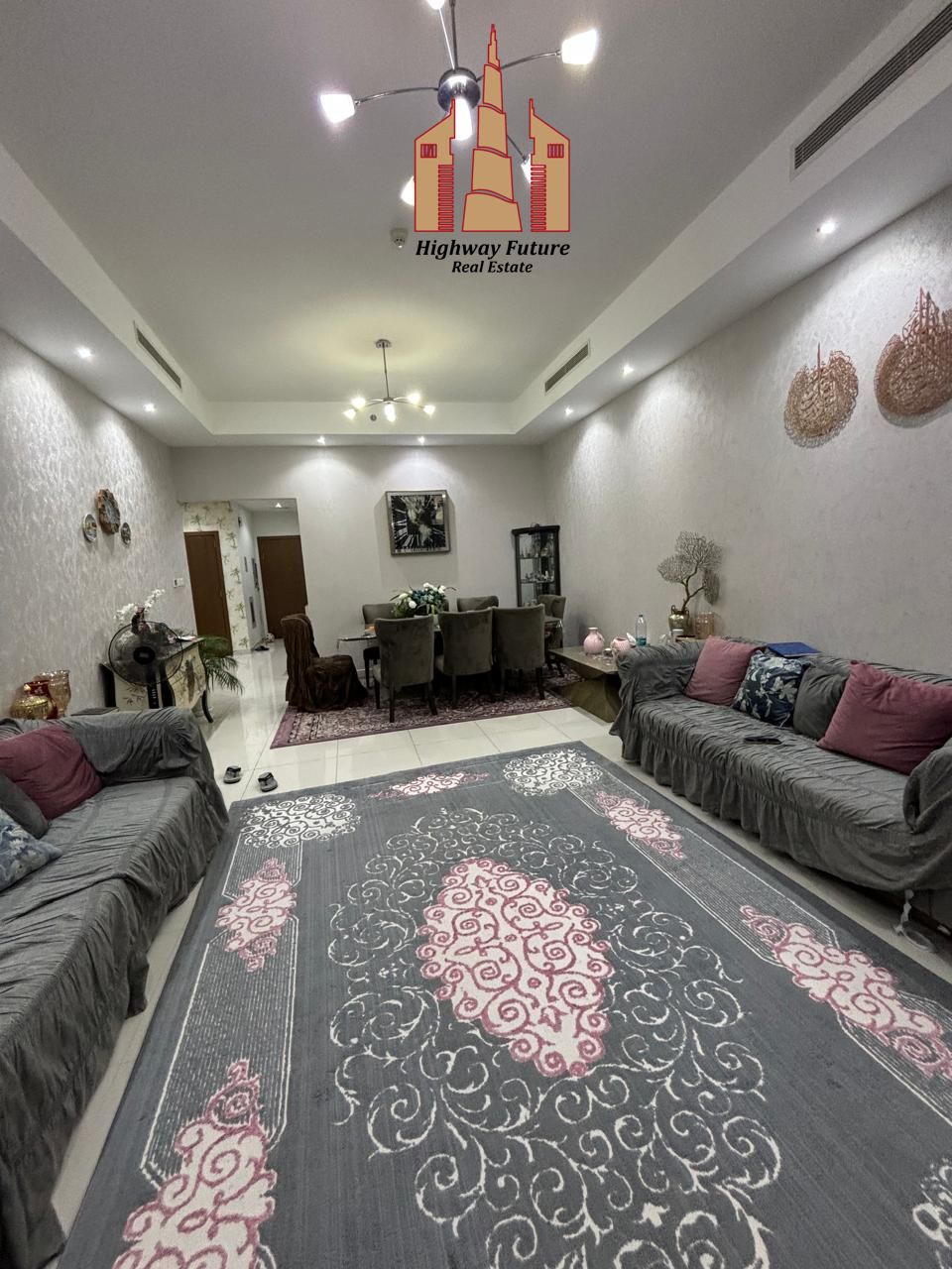 Spacious 2-BR | All Amenities | Prime Location |
