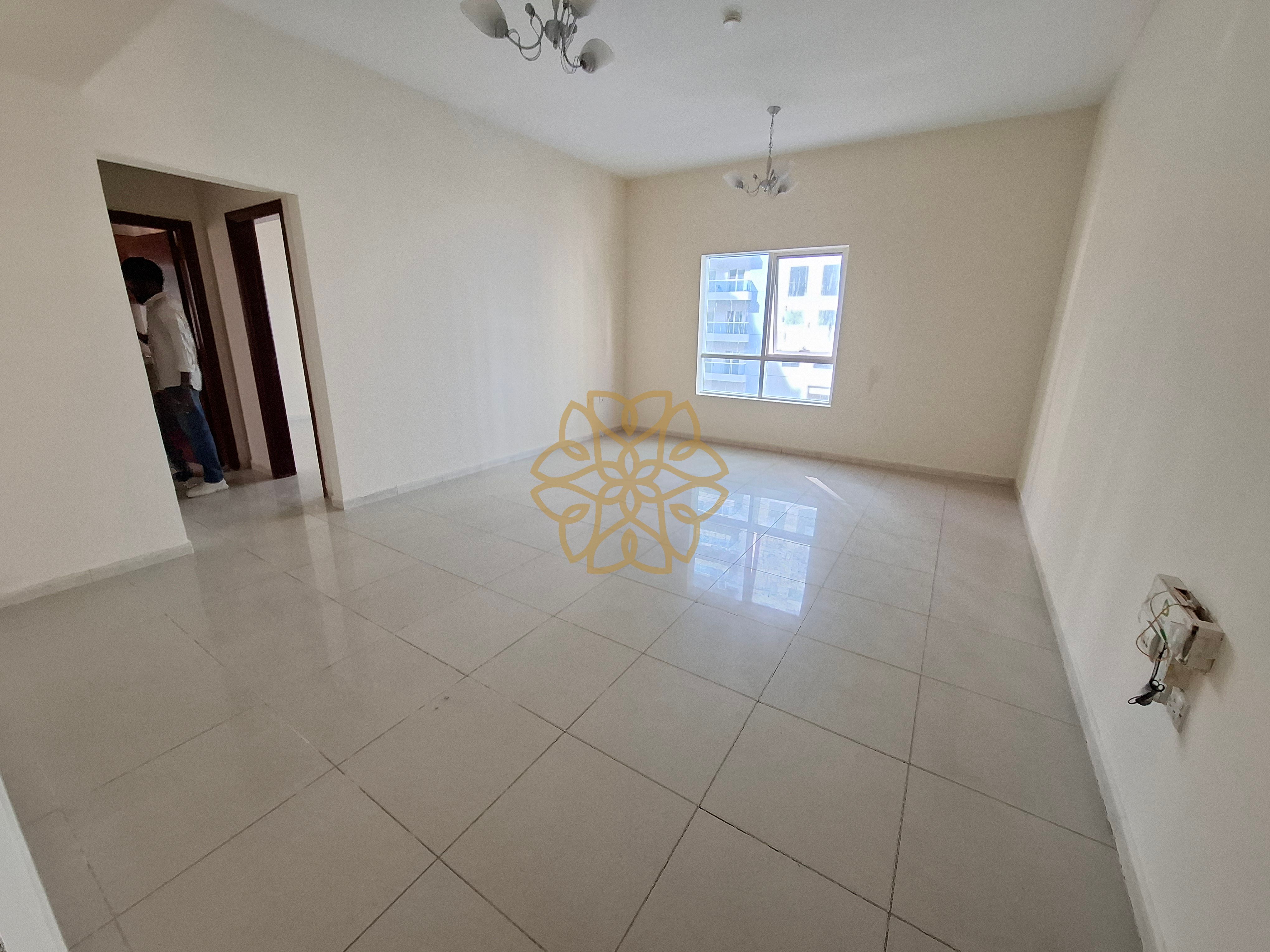 Spacious 1 Bedroom No Deposit