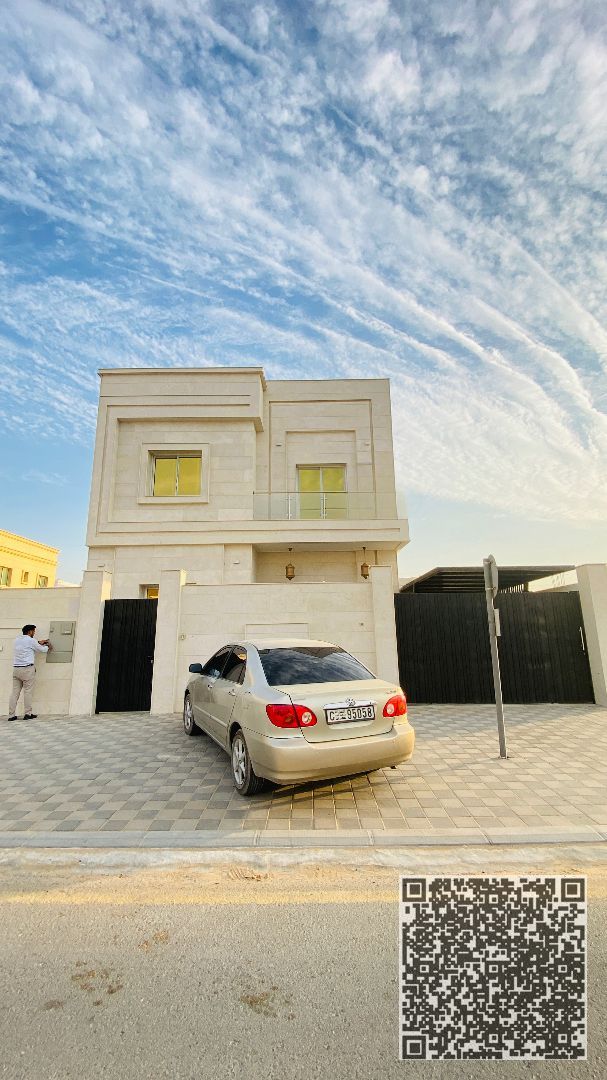 BEAUTIFUL SPECIOUS 5 BEDROOMS READY TO MOVE VILLA AVAILABLE FOR SALE IN AL YASMEEN AJMAN.